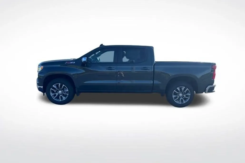 2026 Chevrolet Silverado 1500 LT photo 1