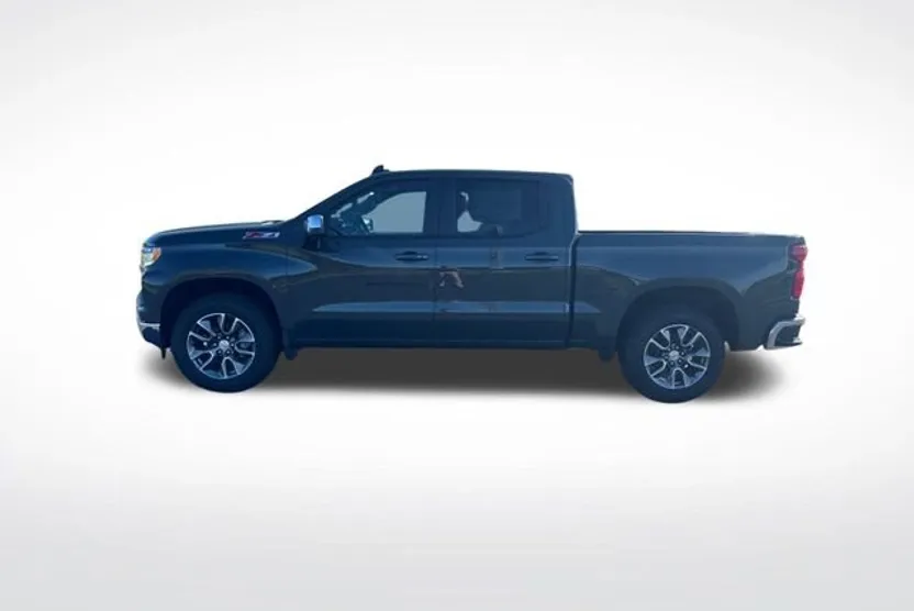 2026 Chevrolet Silverado 1500 LT photo 1