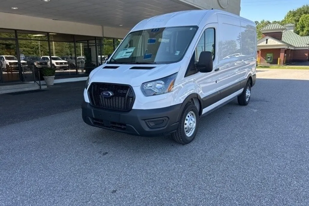 2025 Ford Transit photo 1