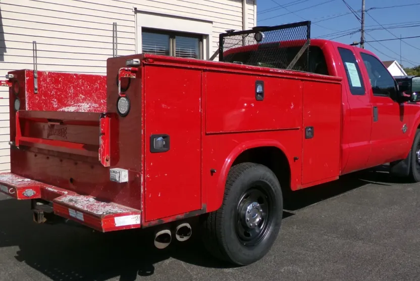 2015 Ford F-350 XL photo 1