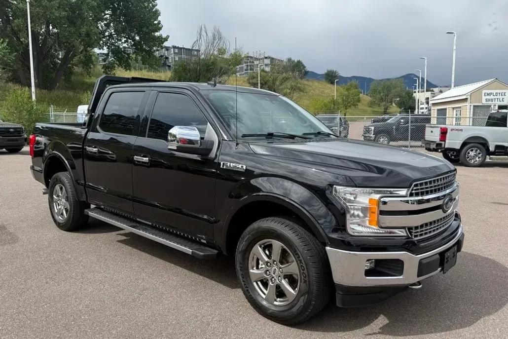 2020 Ford F-150 Lariat photo 1