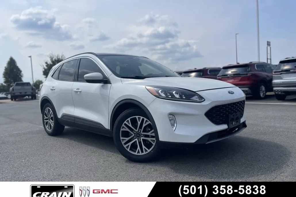 2021 Ford Escape SEL photo 1