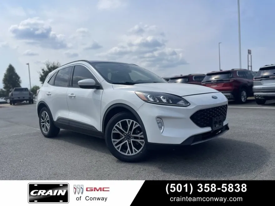 2021 Ford Escape SEL photo 1