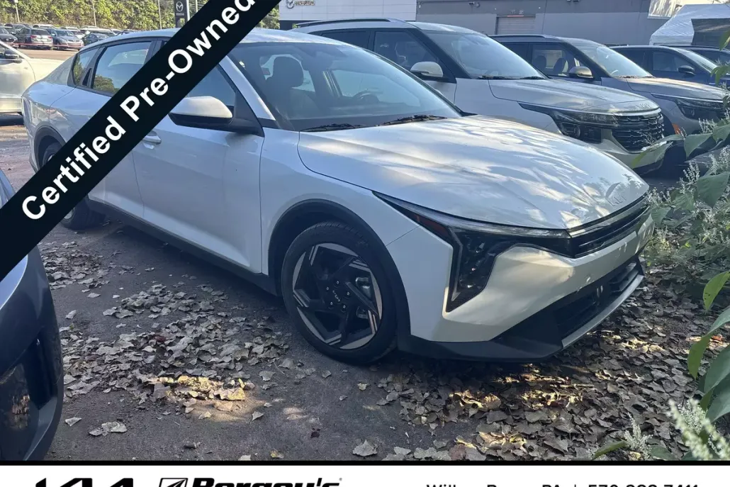 2025 Kia K4 EX photo 1