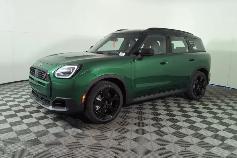 2026 Mini Countryman S ALL4 photo 1
