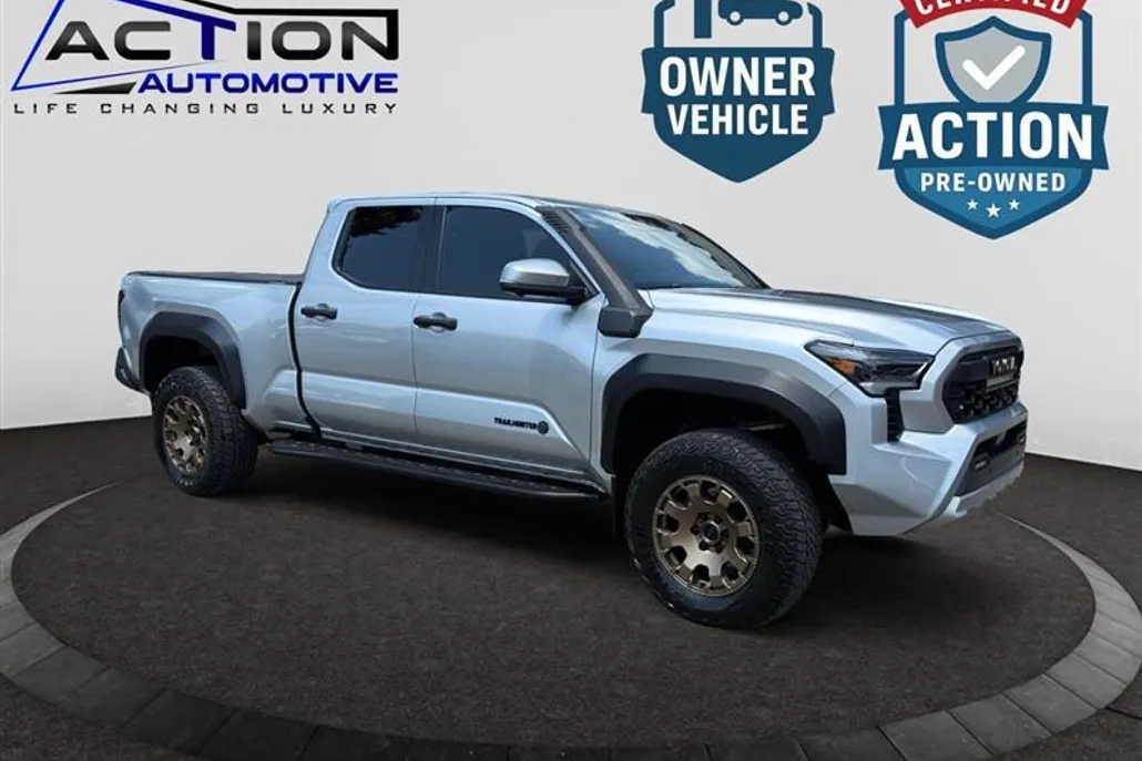 2024 Toyota Tacoma Trailhunter photo 1