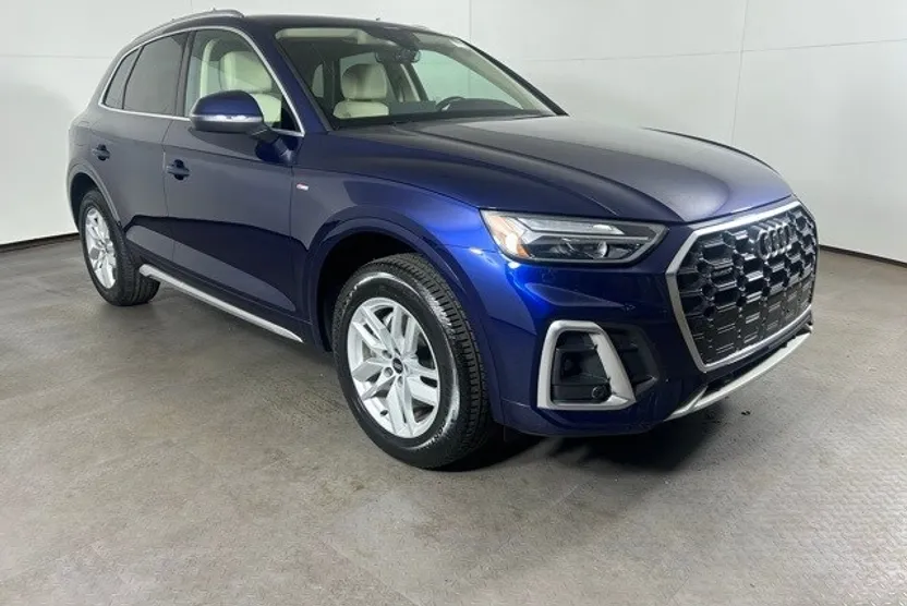 2022 Audi Q5 45 S line Premium photo 1