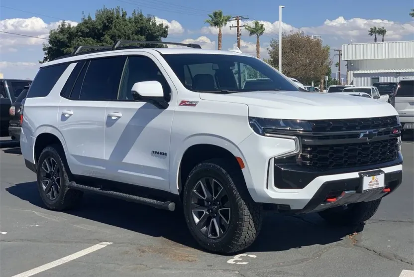 2021 Chevrolet Tahoe Z71 photo 1