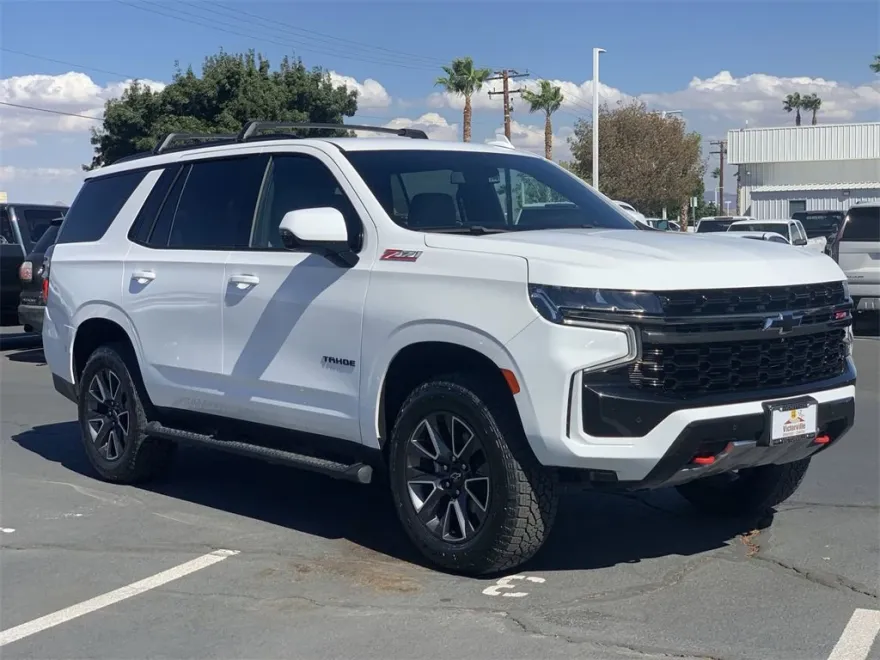 2021 Chevrolet Tahoe Z71 photo 1
