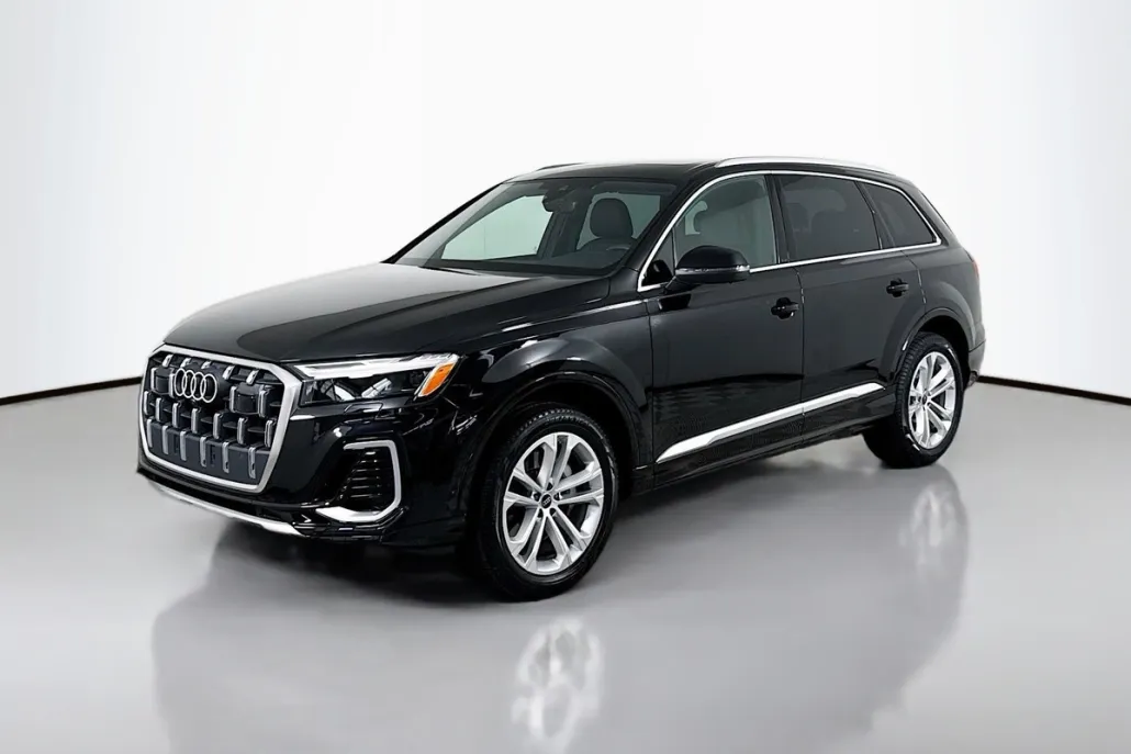 2025 Audi Q7 55 Premium Plus photo 1