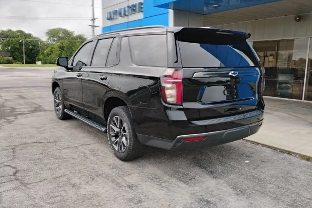 2022 Chevrolet Tahoe Z71 photo 1