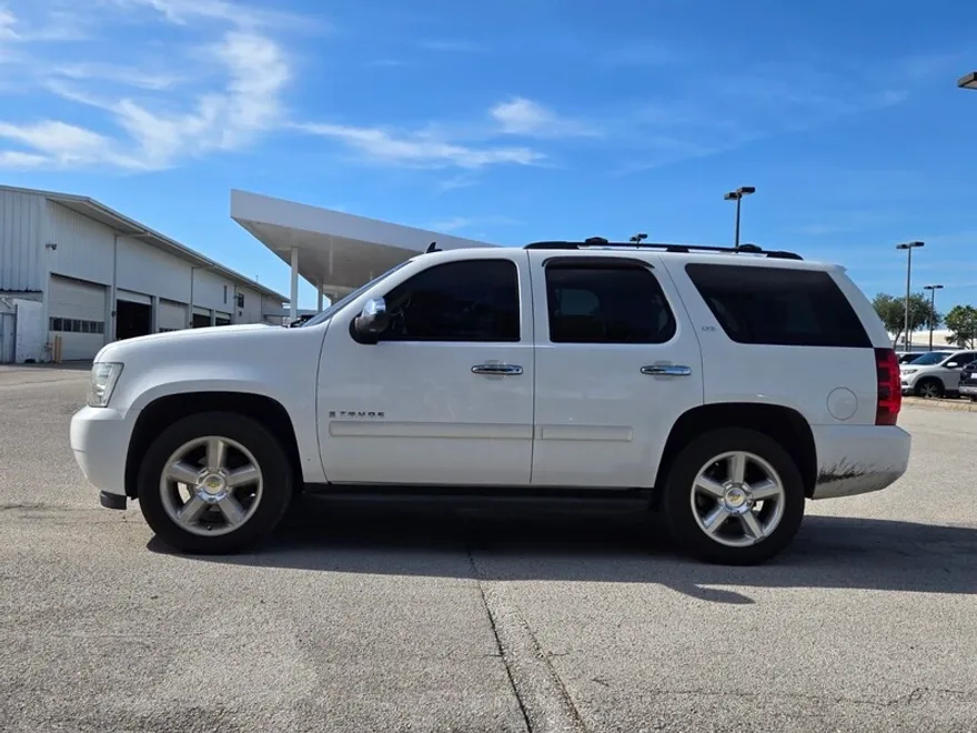 2007 Chevrolet Tahoe LTZ photo 1