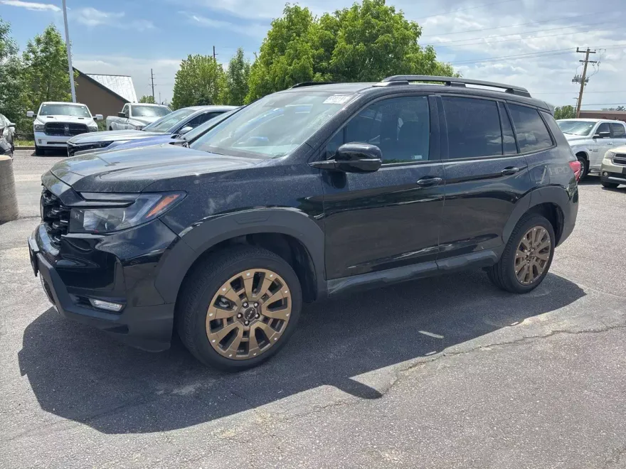 2022 Honda Passport Elite photo 1