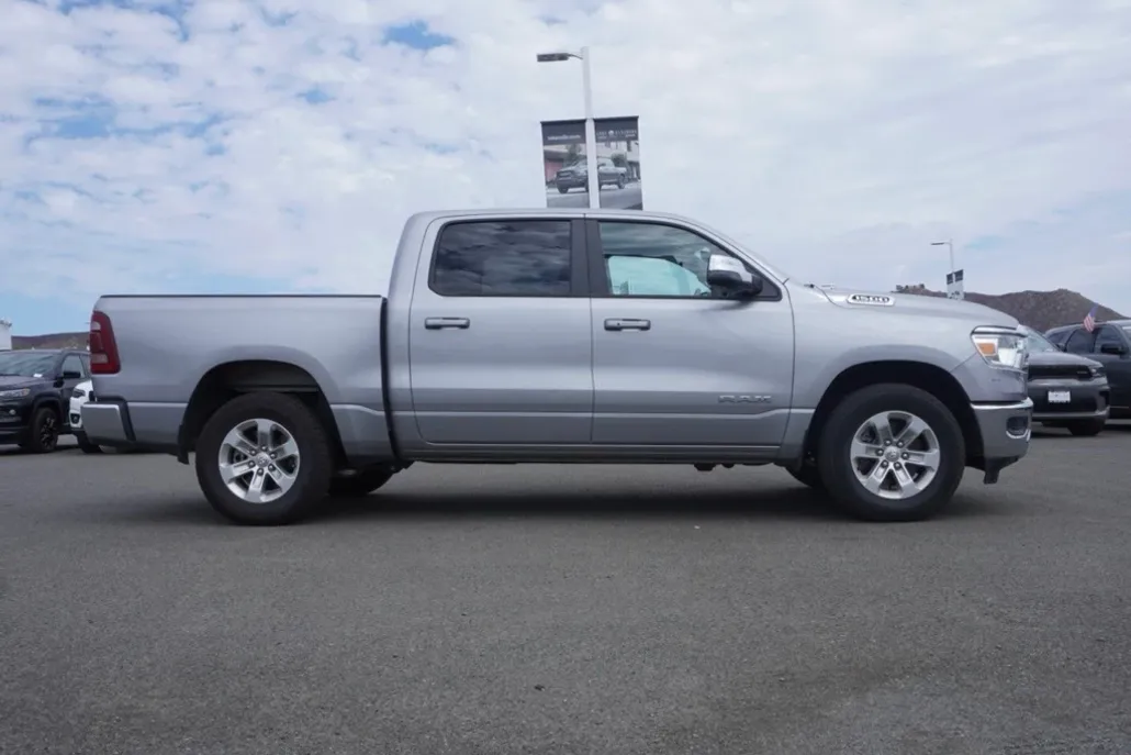 2024 Ram 1500 Laramie photo 1