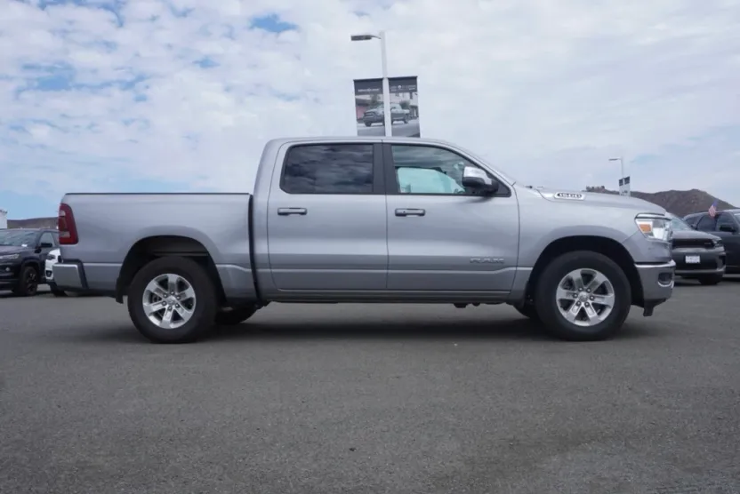 2024 Ram 1500 Laramie photo 1