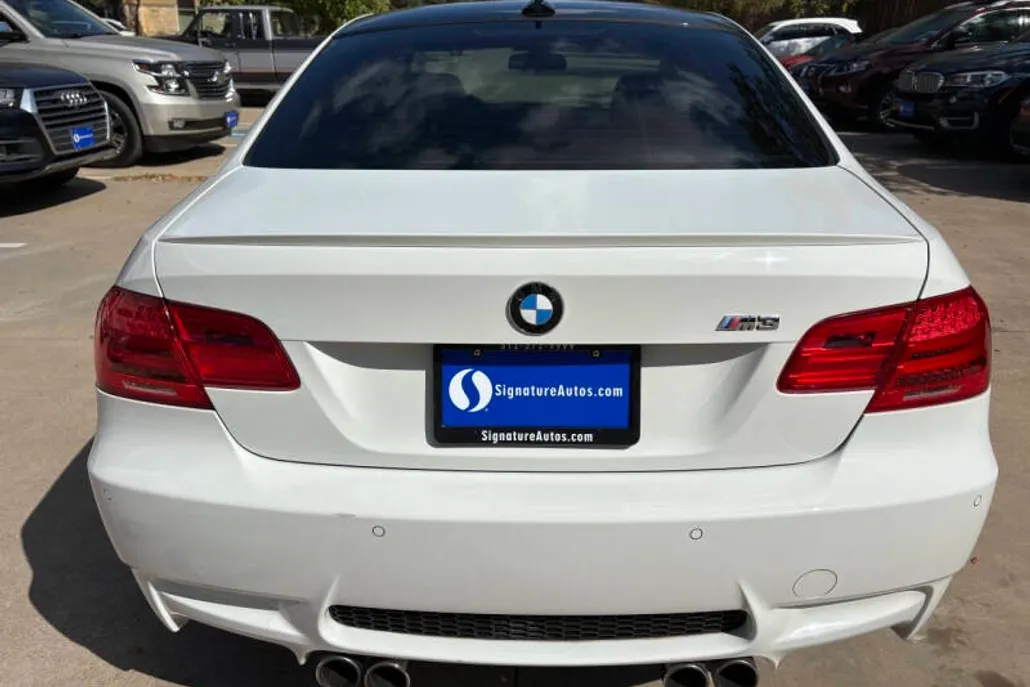 2011 Bmw M3 3 photo 1