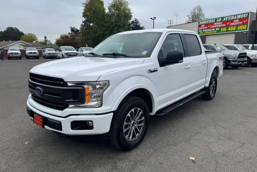2019 Ford F-150 XLT photo 1