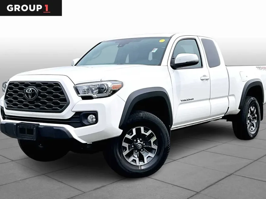 2022 Toyota Tacoma TRD Access Cab V6 photo 1
