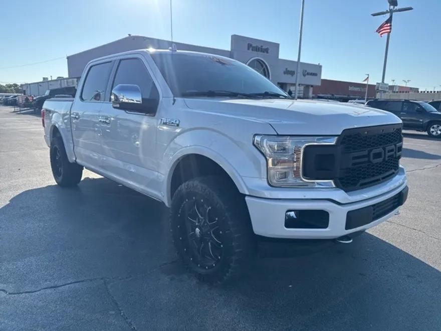 2018 Ford F-150 Platinum photo 1