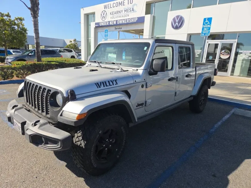 2022 Jeep Gladiator Willys photo 1