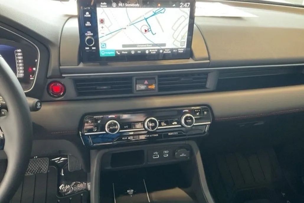 2025 Honda Pilot Black Edition photo 1