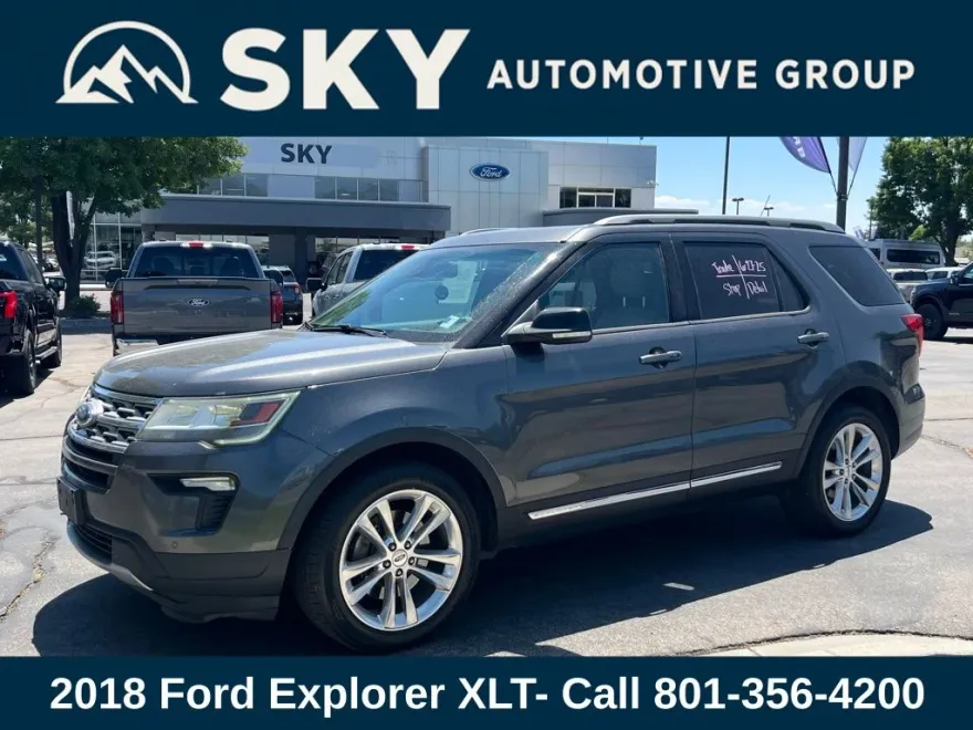 2018 Ford Explorer XLT photo 1