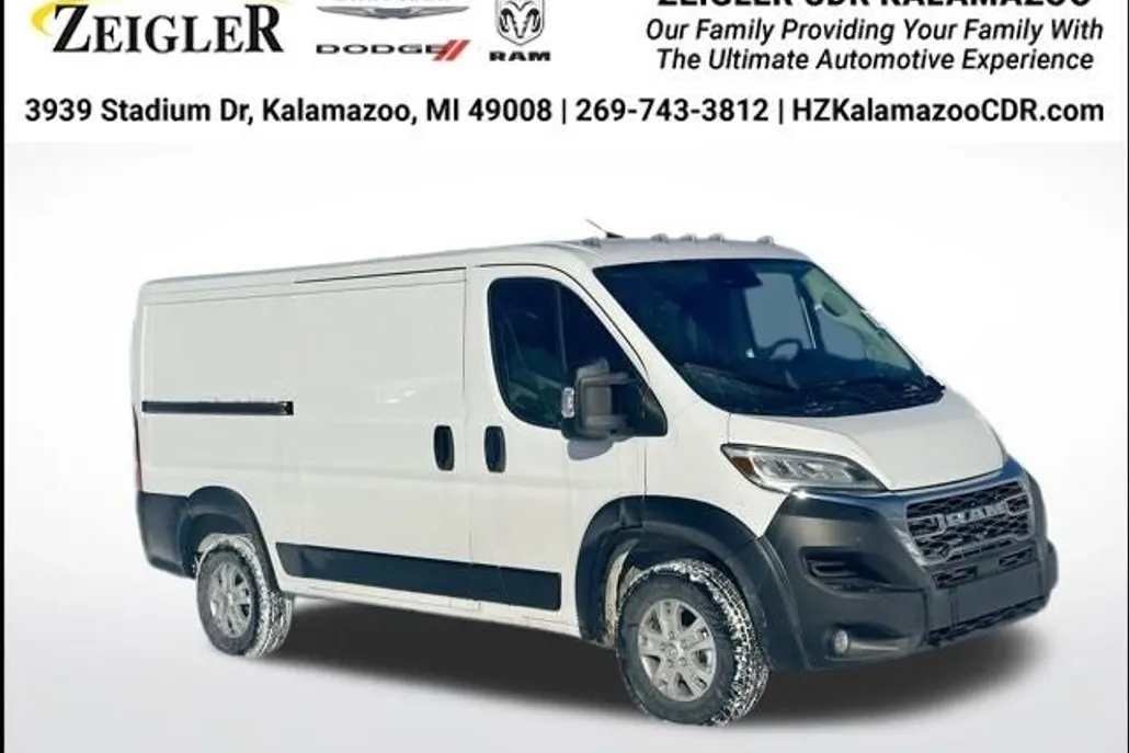 2024 Ram ProMaster 1500 SLT Cargo Van photo 1