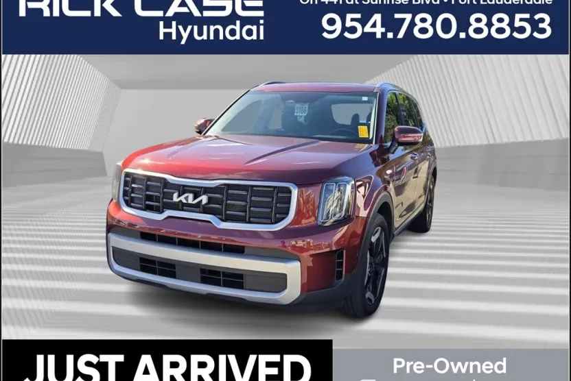 2024 Kia Telluride S photo 1