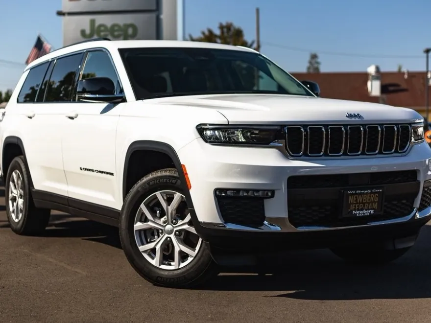 2022 Jeep Grand Cherokee Limited photo 1