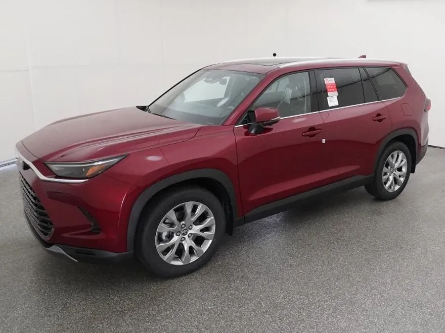 2025 Toyota Grand Highlander Limited photo 1