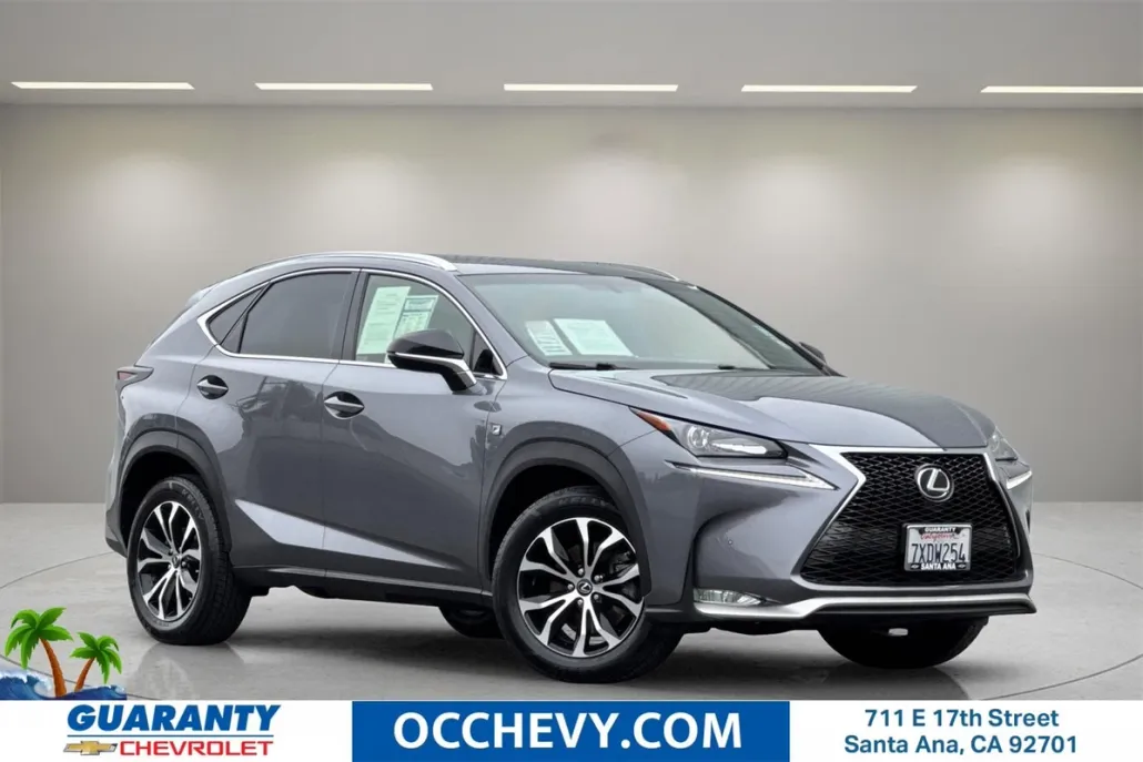 2017 Lexus NX 200t Luxury photo 1