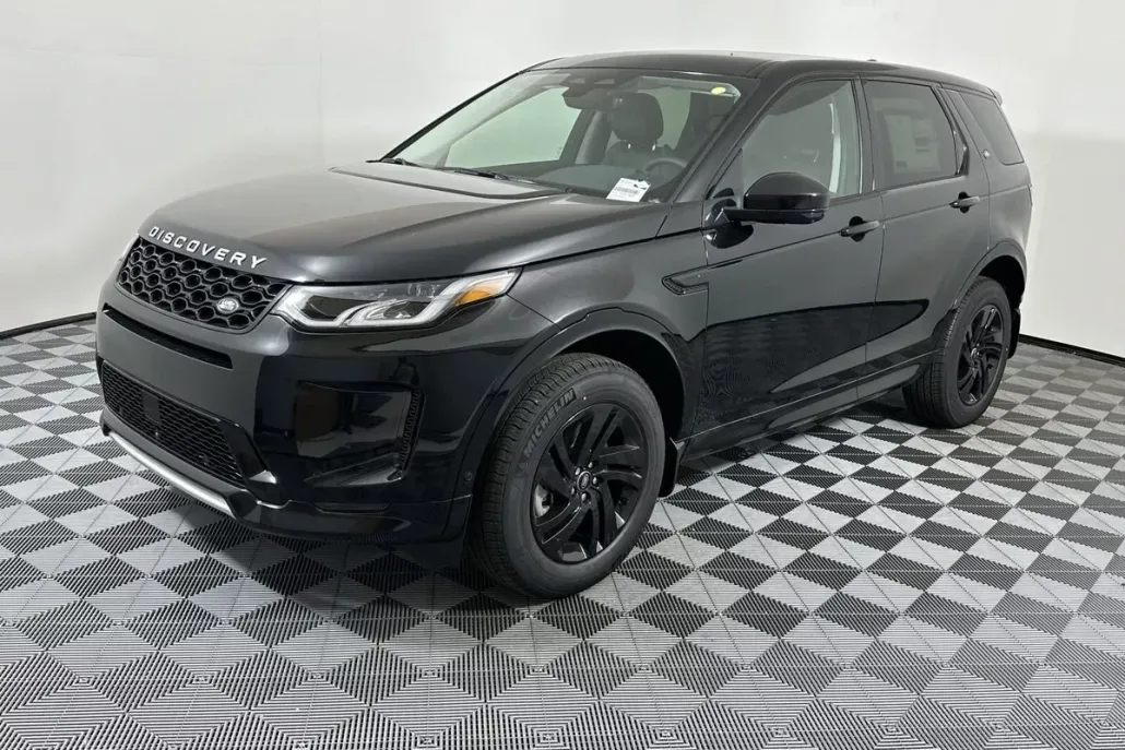 2025 Land Rover Discovery Sport S photo 1
