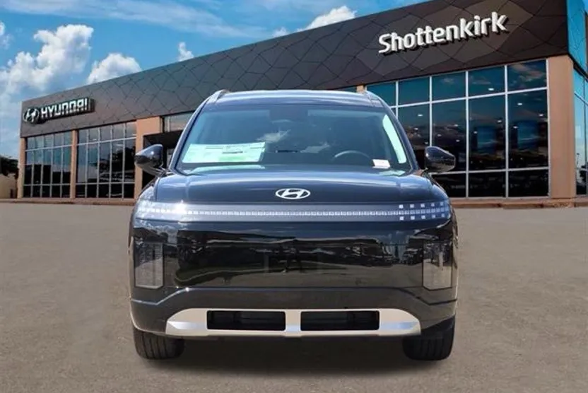 2026 Hyundai Ioniq SEL photo 1
