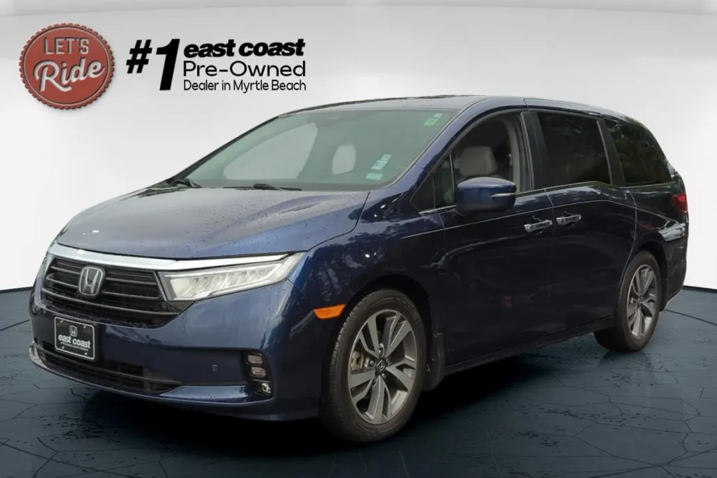 2023 Honda Odyssey Touring photo 1