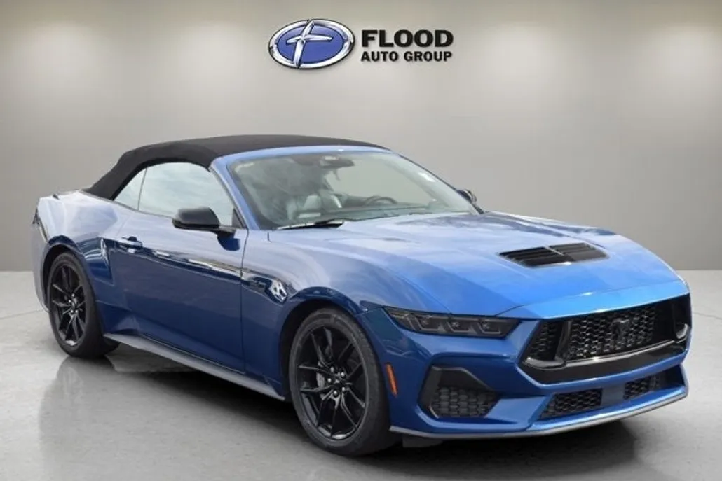 2024 Ford Mustang GT Premium Convertible photo 1