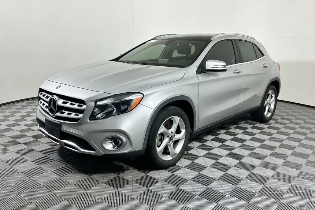 2018 Mercedes Benz GLA 250 photo 1