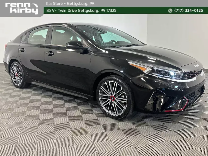 2023 Kia Forte GT photo 1