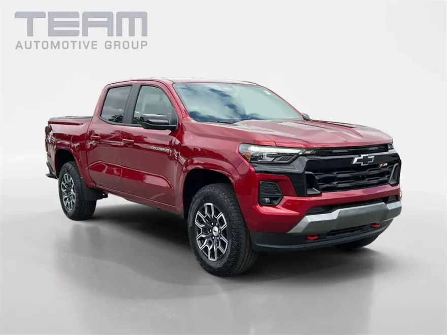 2026 Chevrolet Colorado Z71 photo 1
