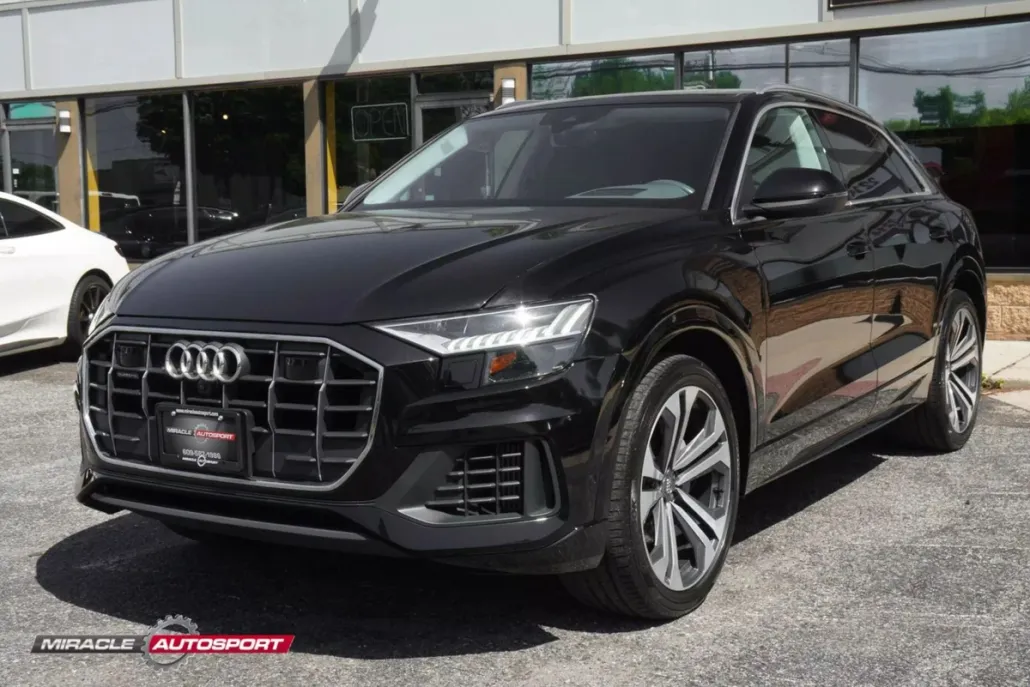 2019 Audi Q8 Prestige photo 1