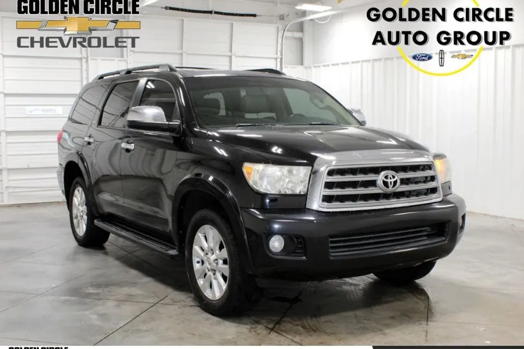 2012 Toyota Sequoia Platinum photo 1