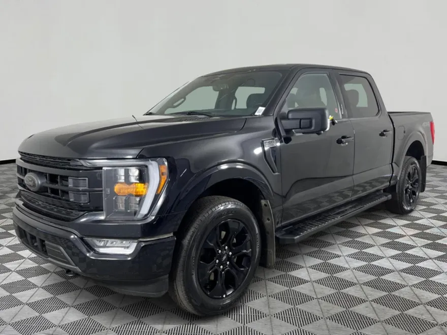2023 Ford F-150 XLT photo 1
