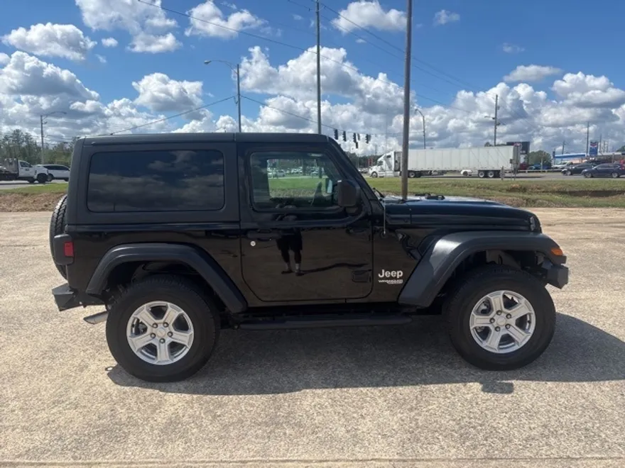 2020 Jeep Wrangler Sport S photo 1
