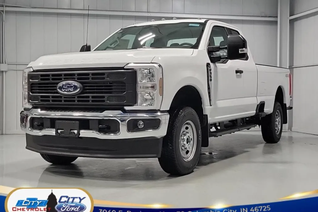 2025 Ford F-350 XL photo 1