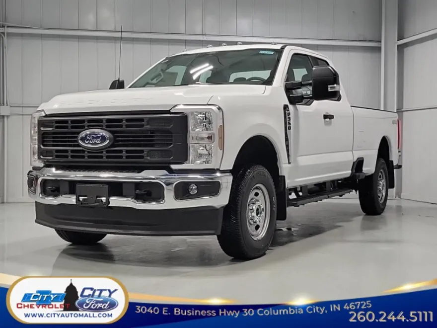 2025 Ford F-350 XL photo 1