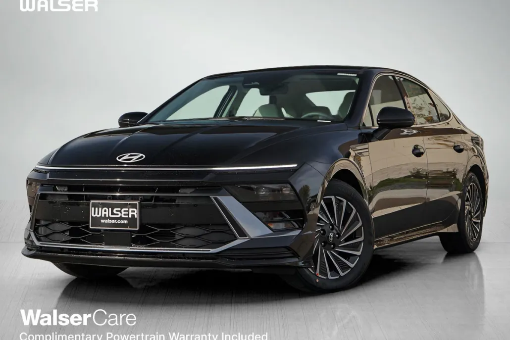 2025 Hyundai Sonata Hybrid SEL photo 1