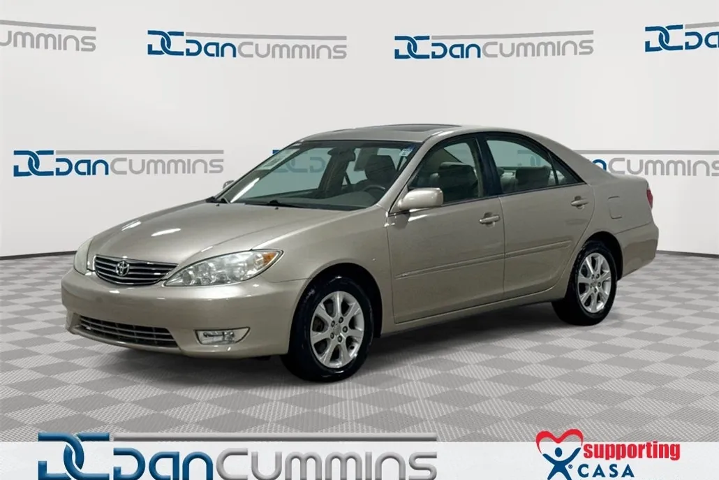 2005 Toyota Camry XLE photo 1