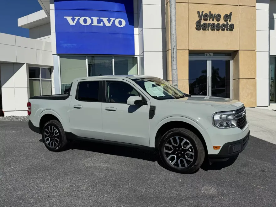 2023 Ford Maverick XLT Lariat photo 1
