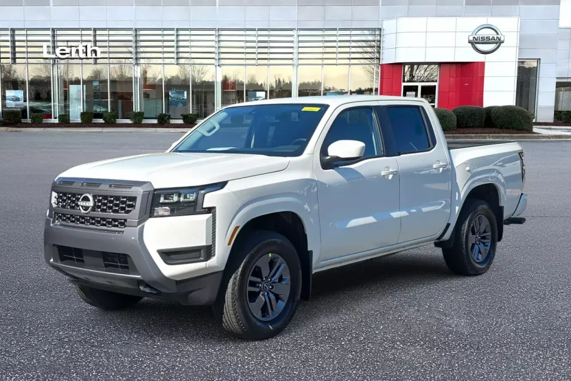 2026 Nissan Frontier SV photo 1