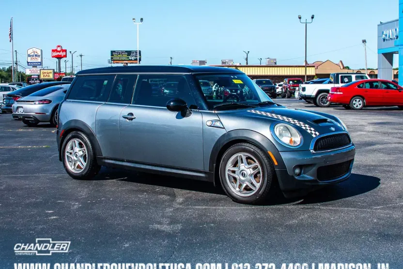 2009 Mini Clubman Base S photo 1