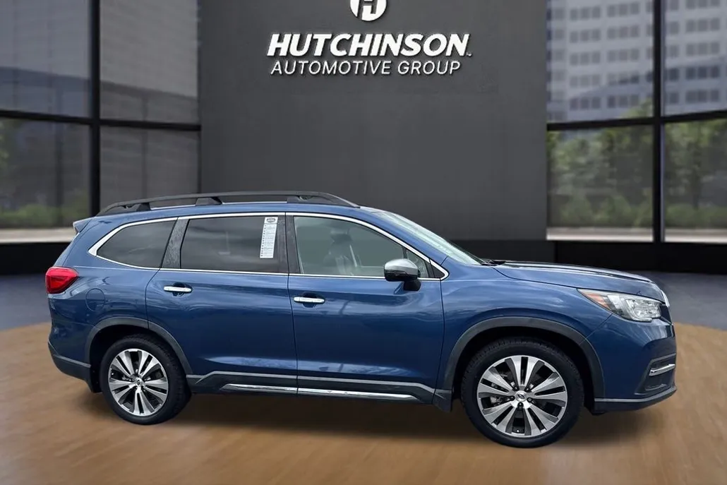 2021 Subaru Ascent Touring photo 1